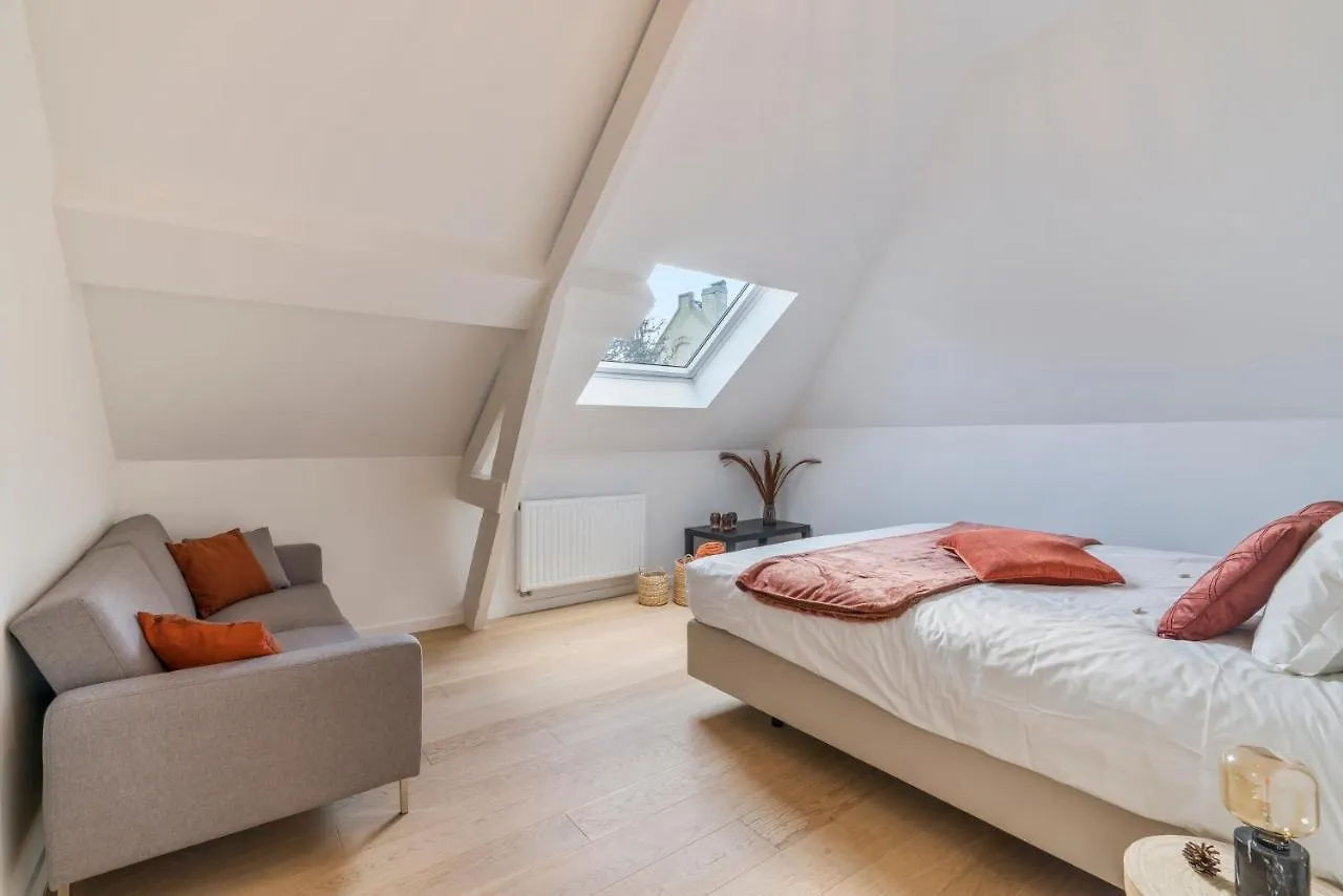 Sersea - Spacious Holiday House In Ostend With Garage Belgien