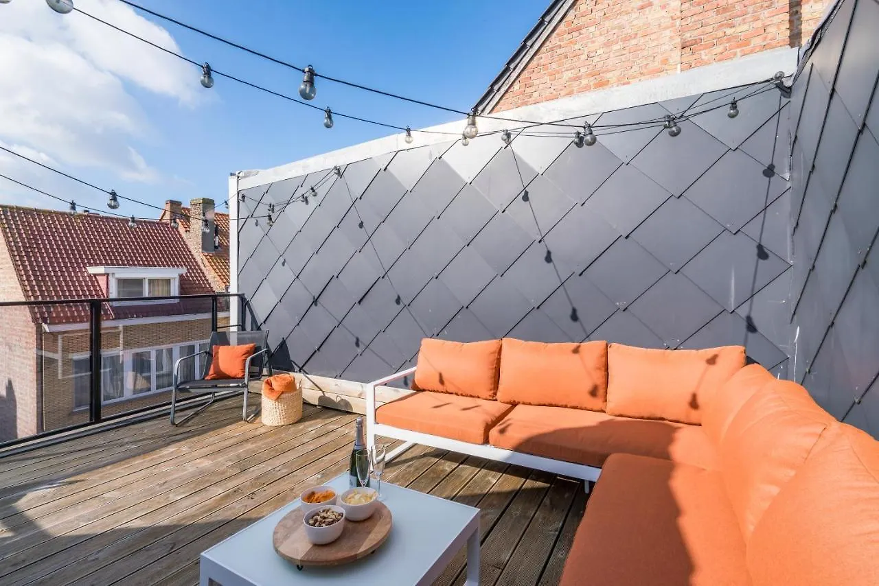 Sersea - Spacious Holiday House In Ostend With Garage Belgien